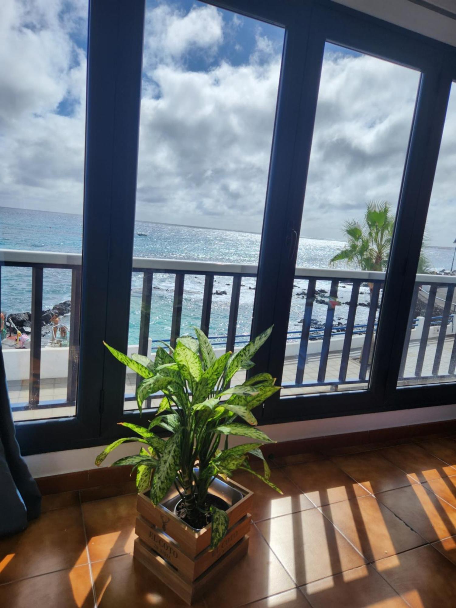 Casa Pichon La Piscina Apartment Punta Mujeres Екстериор снимка